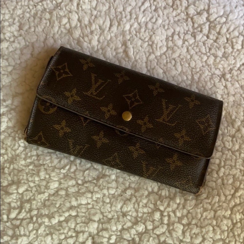 Authentic Louis Vuitton monogram wallet
